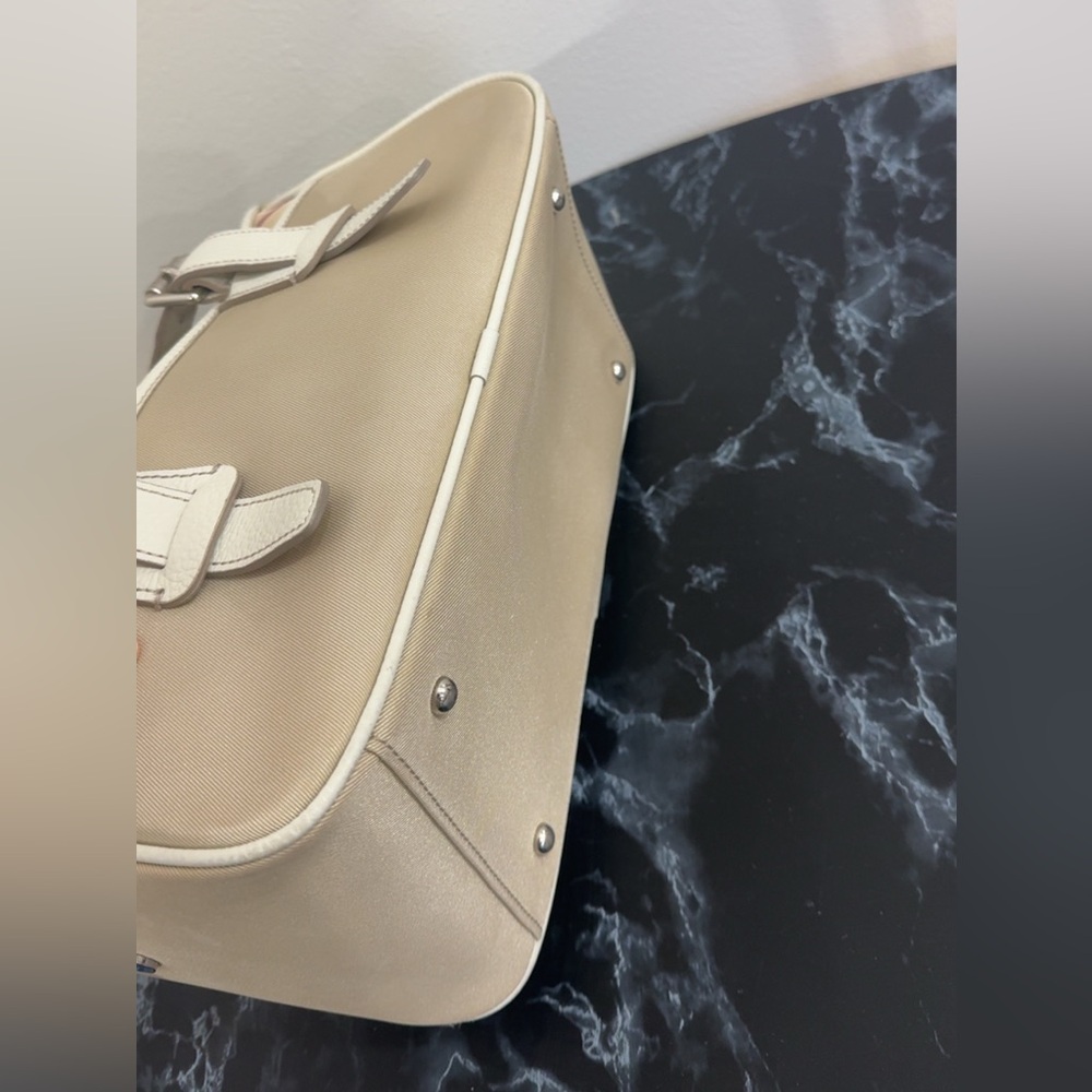 BURBERRY Leather Nylon Canvas Handbag Beige Ivory
Handbag AUTHENTIC - Picture 12 of 16
